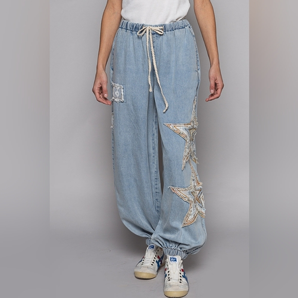 151 POL Light Blue Wide Leg Jeans with Star Embroidery - Picture 4 of 6